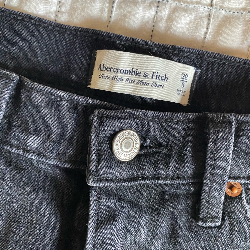 Abercrombie and fitch ultra high rise mom shorts